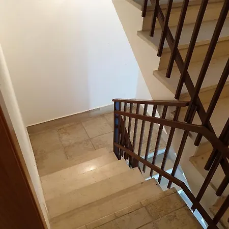 Πανσιόν Via Malta Guest